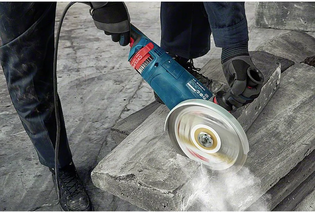 Bosch Professional GWS 24-230 JZ Haakse Slijper 2400W