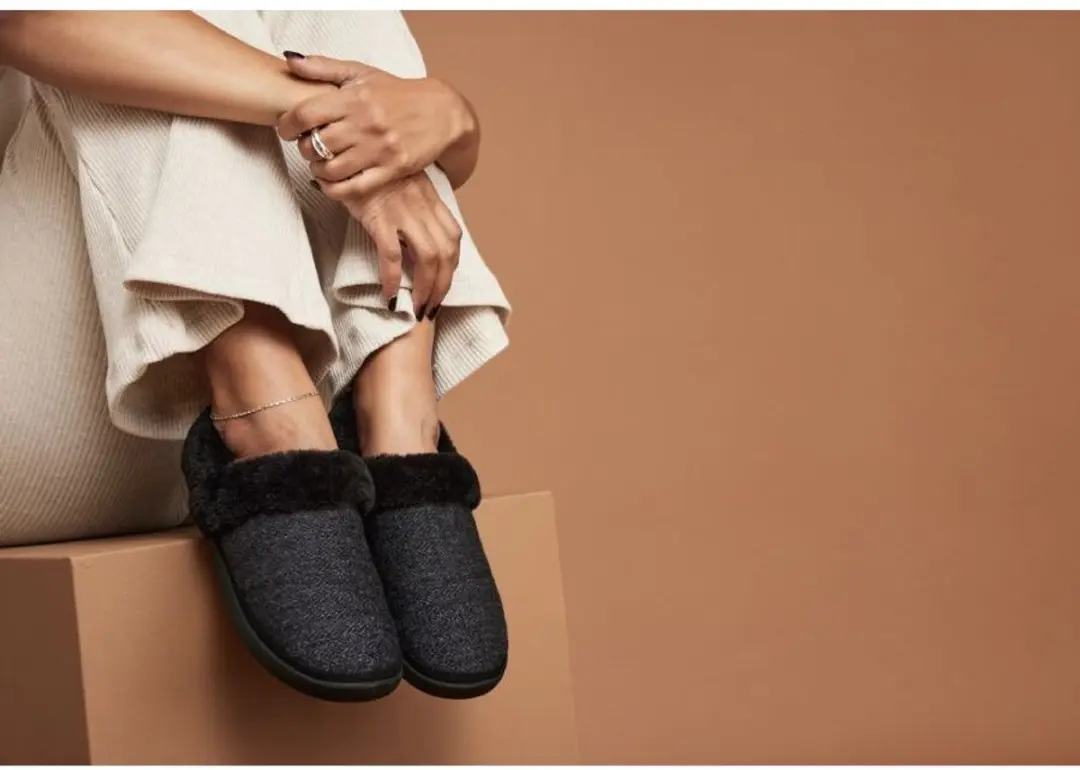 TOMS Oslo Damesslippers - 37.5 - Zwart
