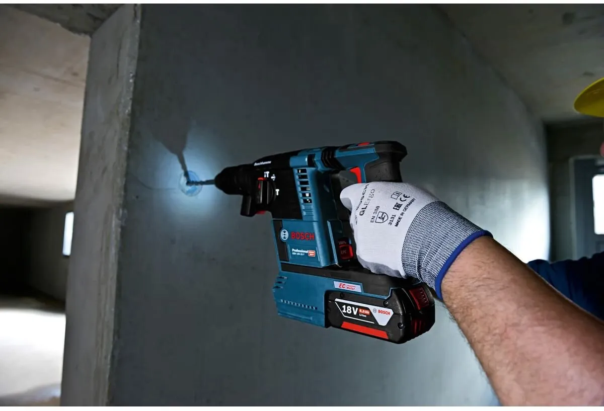 Bosch Professional Accu Combipack GWS 18V-10 P+GBH 18V-26 2x5.5Ah - afbeelding 6 van 6