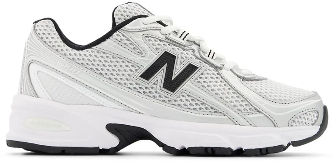 New Balance 740