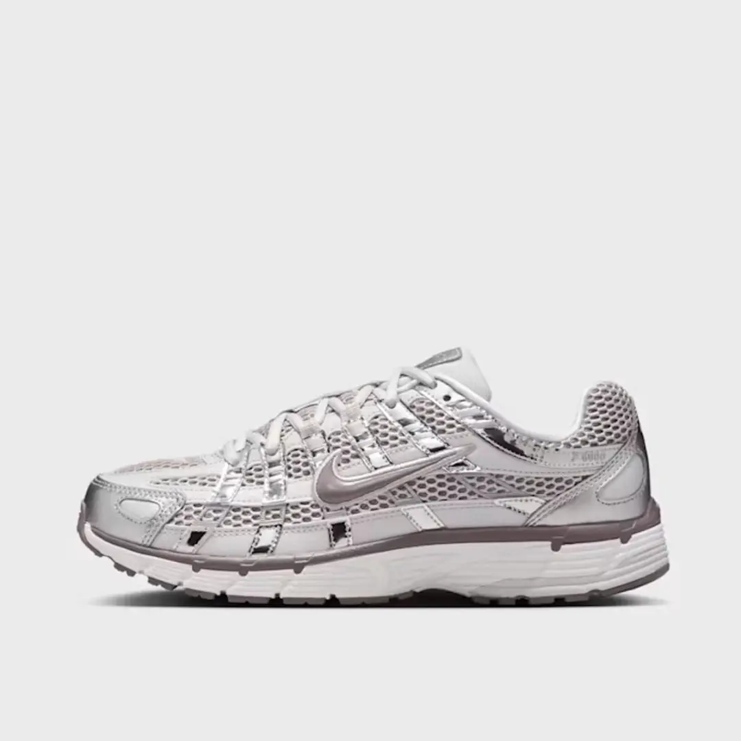 De Nike P-6000 IB4019-019 "Taupe Grey"