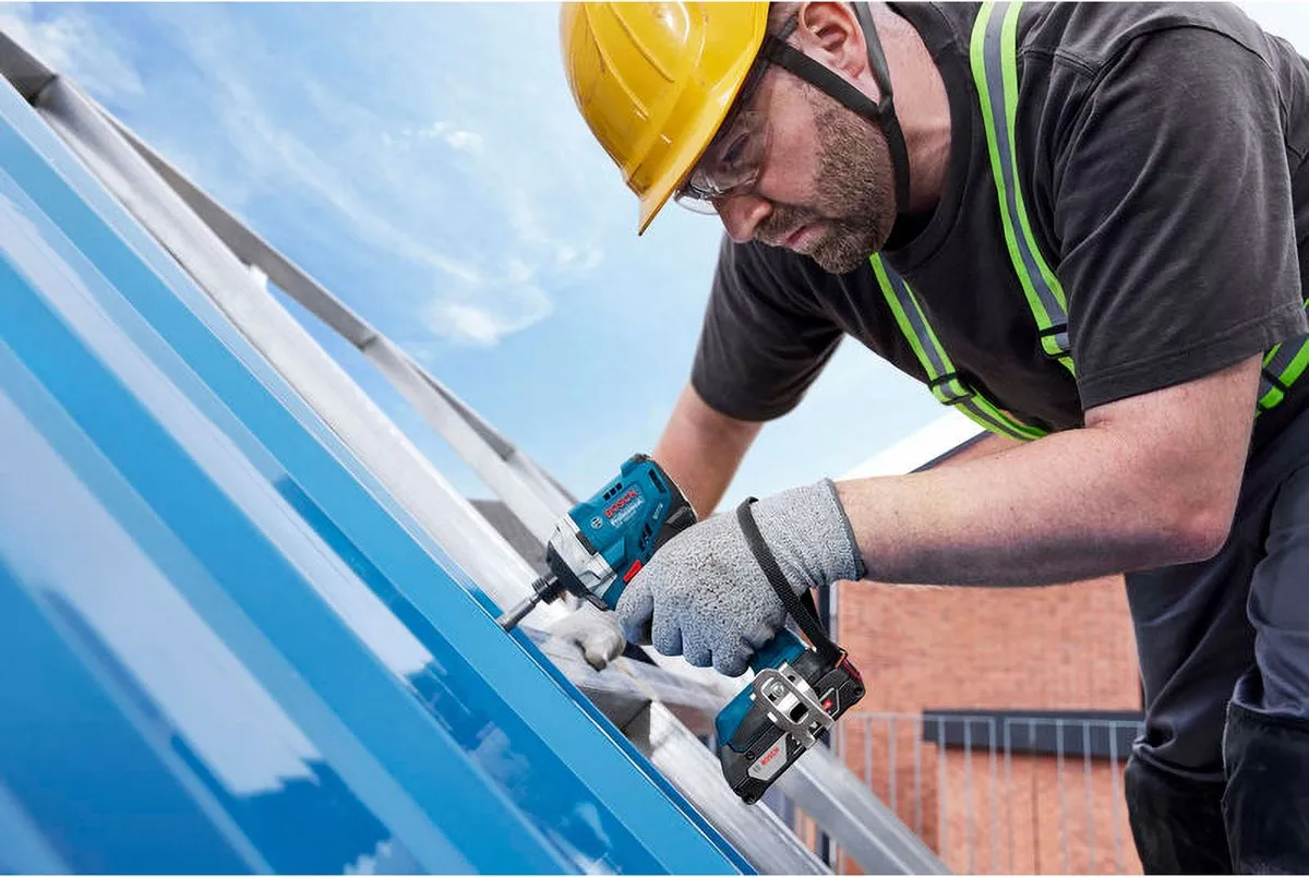 Bosch Professional GDR 18V-215 Accu-draaislagmoeraanzetter 215 Nm