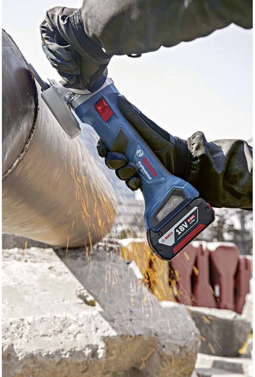 Bosch Professional GWS 18V-7 Haakse Slijper - 2x 18V Accu 4000mAh - 125mm