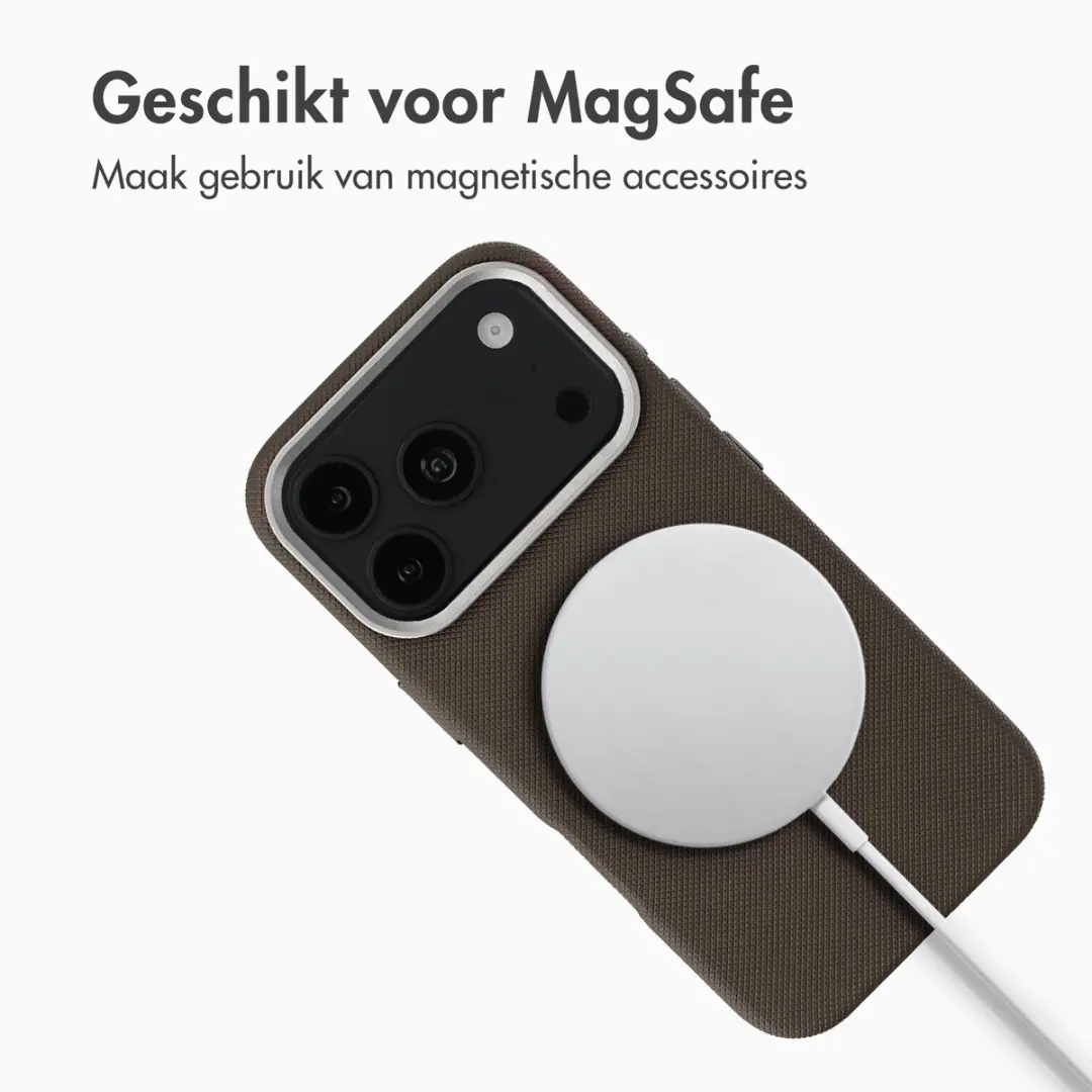 Accezz Hoesje iPhone 17 Pro - MagSafe Bruin - afbeelding 2 van 6