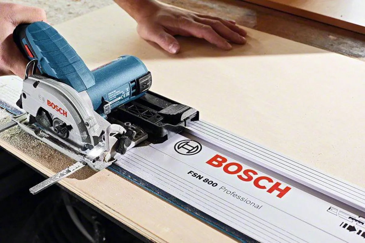 Bosch Professional GKS 12 V-LI Cirkelzaagmachine - Hout