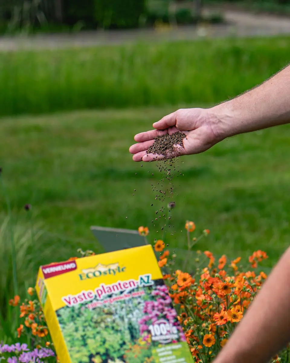 ECOstyle Vaste Planten AZ Organische Meststof 800g - 10m² - afbeelding 3 van 6