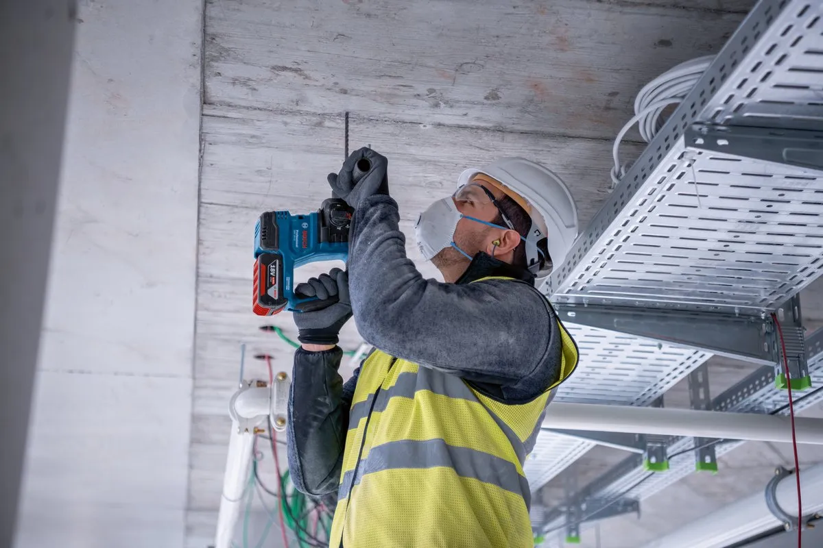 Bosch Professional GBH 18V-22 Accuboorhamer - 2x4.0Ah - L-BOXX