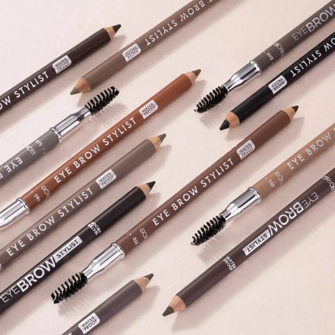 Catrice Eye Brow Stylist 065 Authentic Auburn - 1.4g