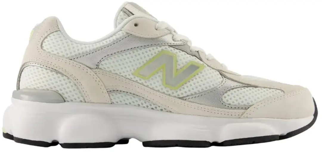 New balance 603 in de kleur wit.
