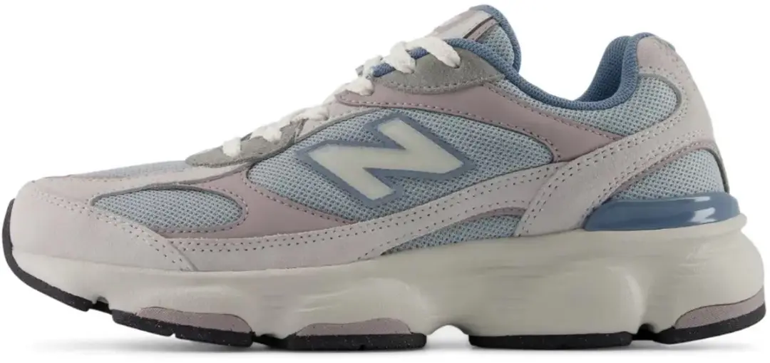 New balance 603 in de kleur blauw.