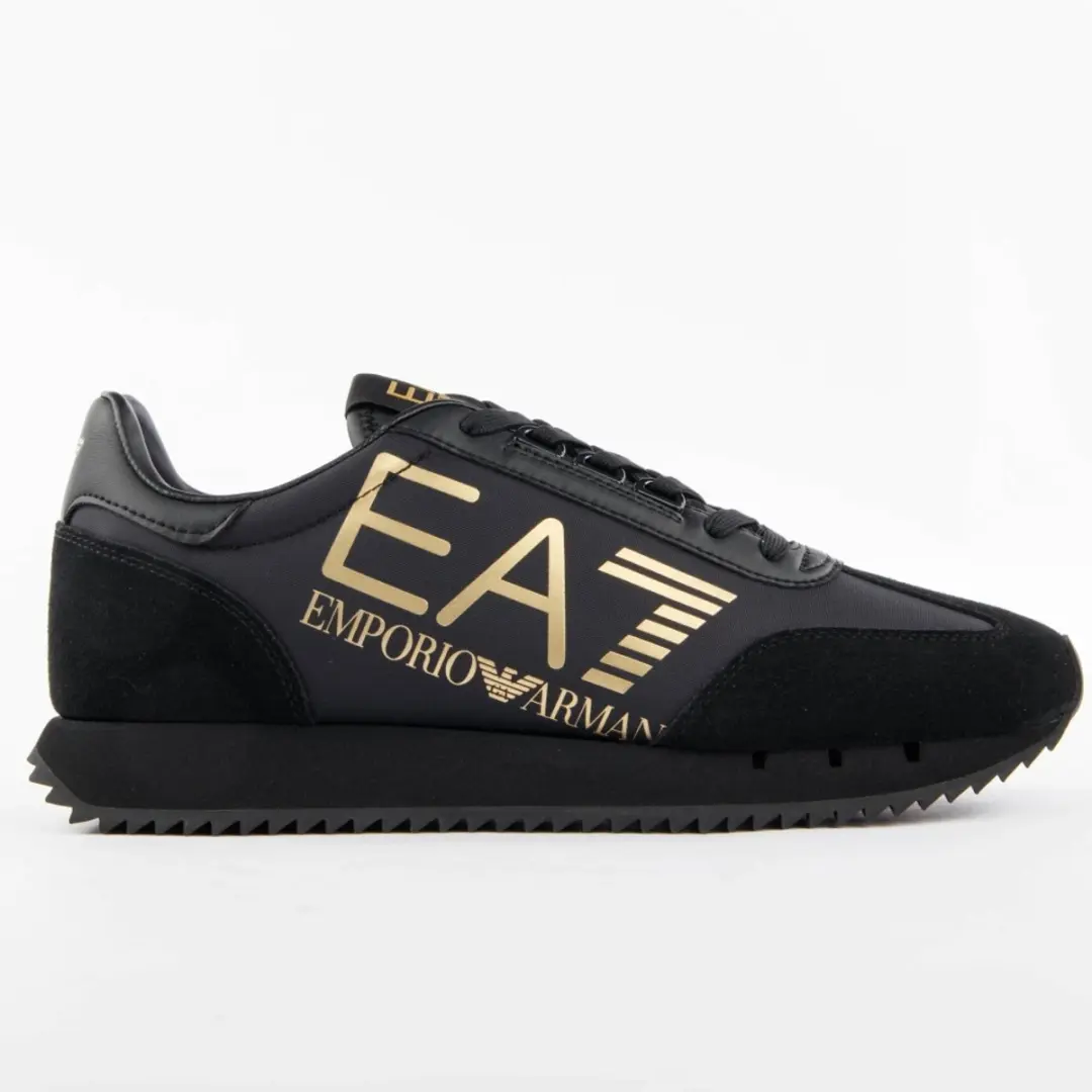 Giorgio Armani EA7 7X000541 AF18609 Schoenen - Triple Black/Gold
