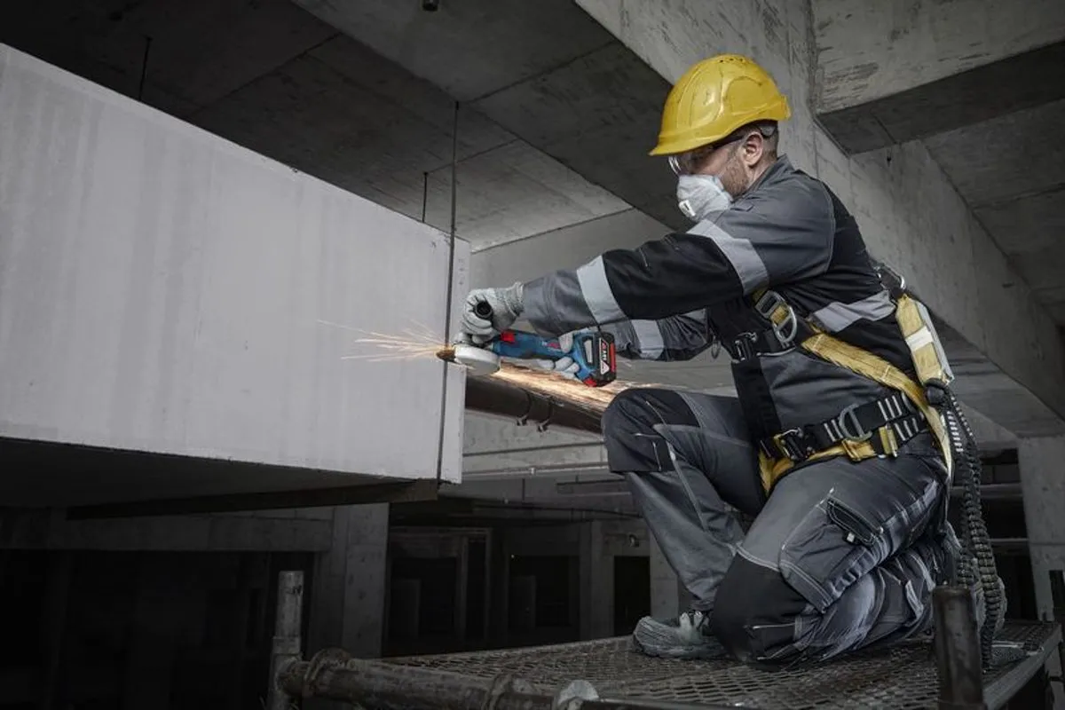 Bosch Professional GWS 18V-8 Haakse Slijper 125mm - Metaal