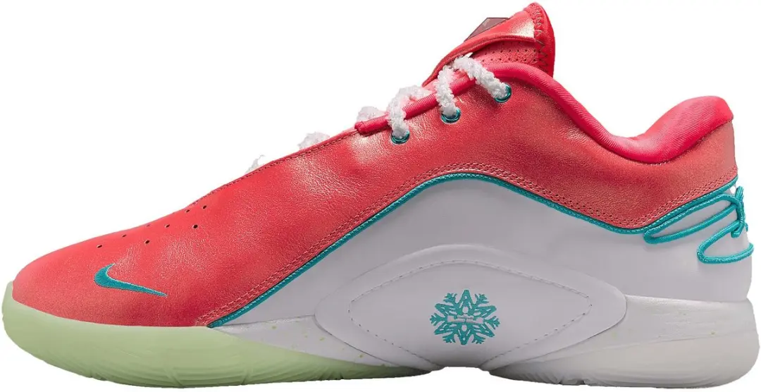 Nike LeBron XXII