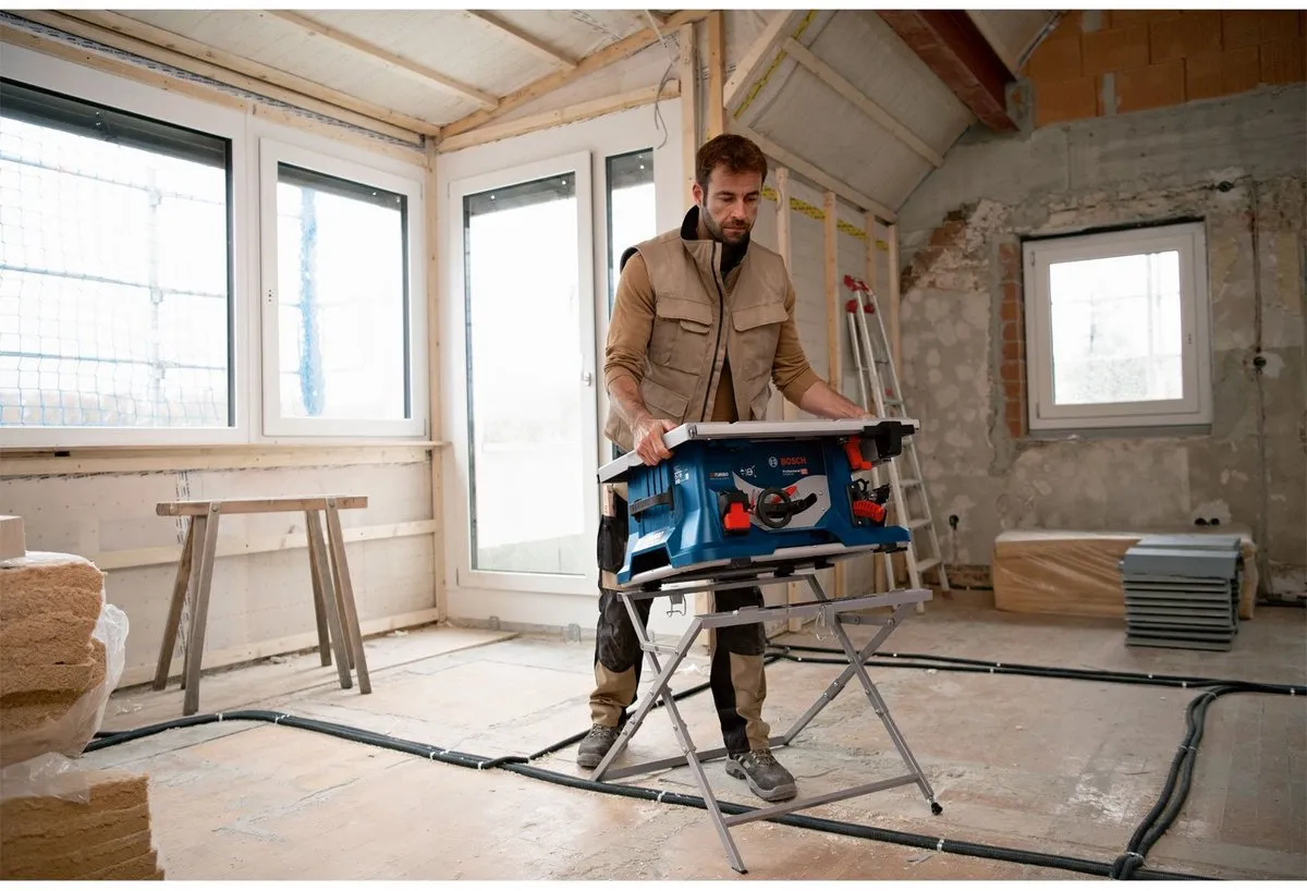 Bosch Professional GTS 18V-216 Zaagtafel 216mm