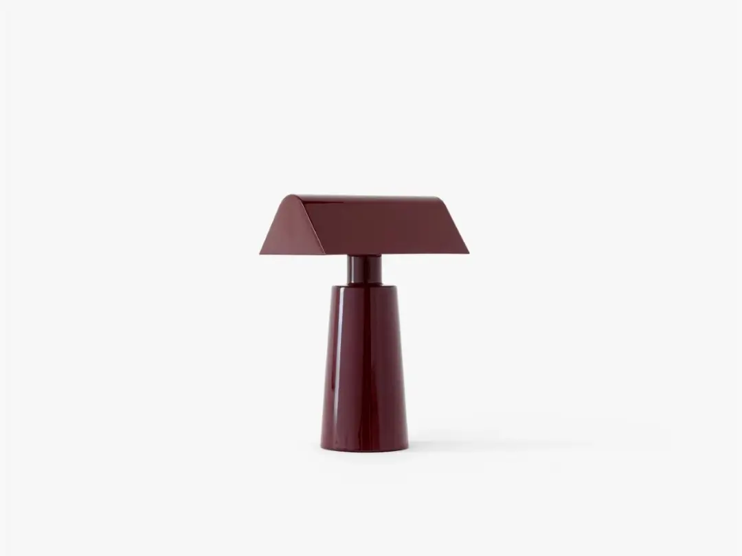 &Tradition Matteo Fogale Caret MF1 tafellamp dark burgundy