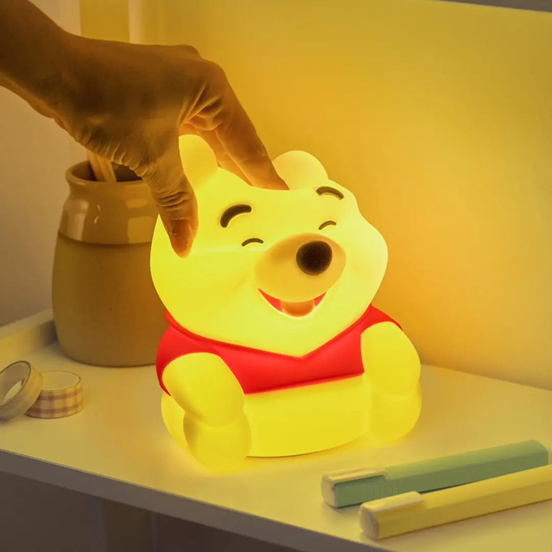 Paladone Winnie the Pooh SquishyGlo Nachtlampje - Siliconen 15.5cm - 3 Helderheidsniveaus