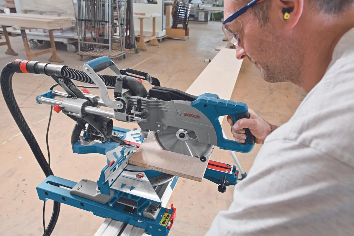 Bosch Professional GCM 8 SJL Zaagtafel 1600W - 216mm Zaagblad