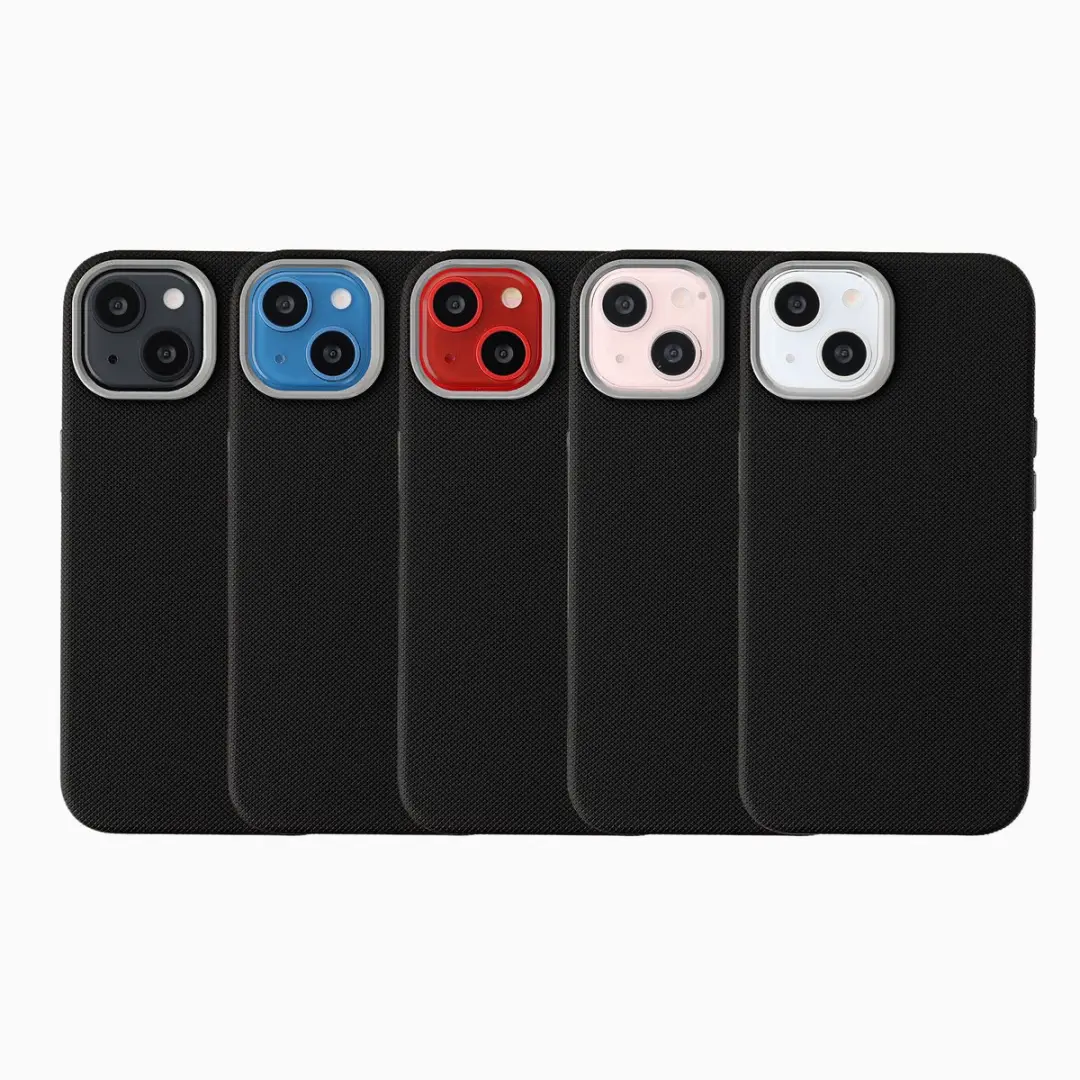 Accezz iPhone 14/13 MagSafe Hoesje - Mesh Backcover - Zwart - afbeelding 5 van 6