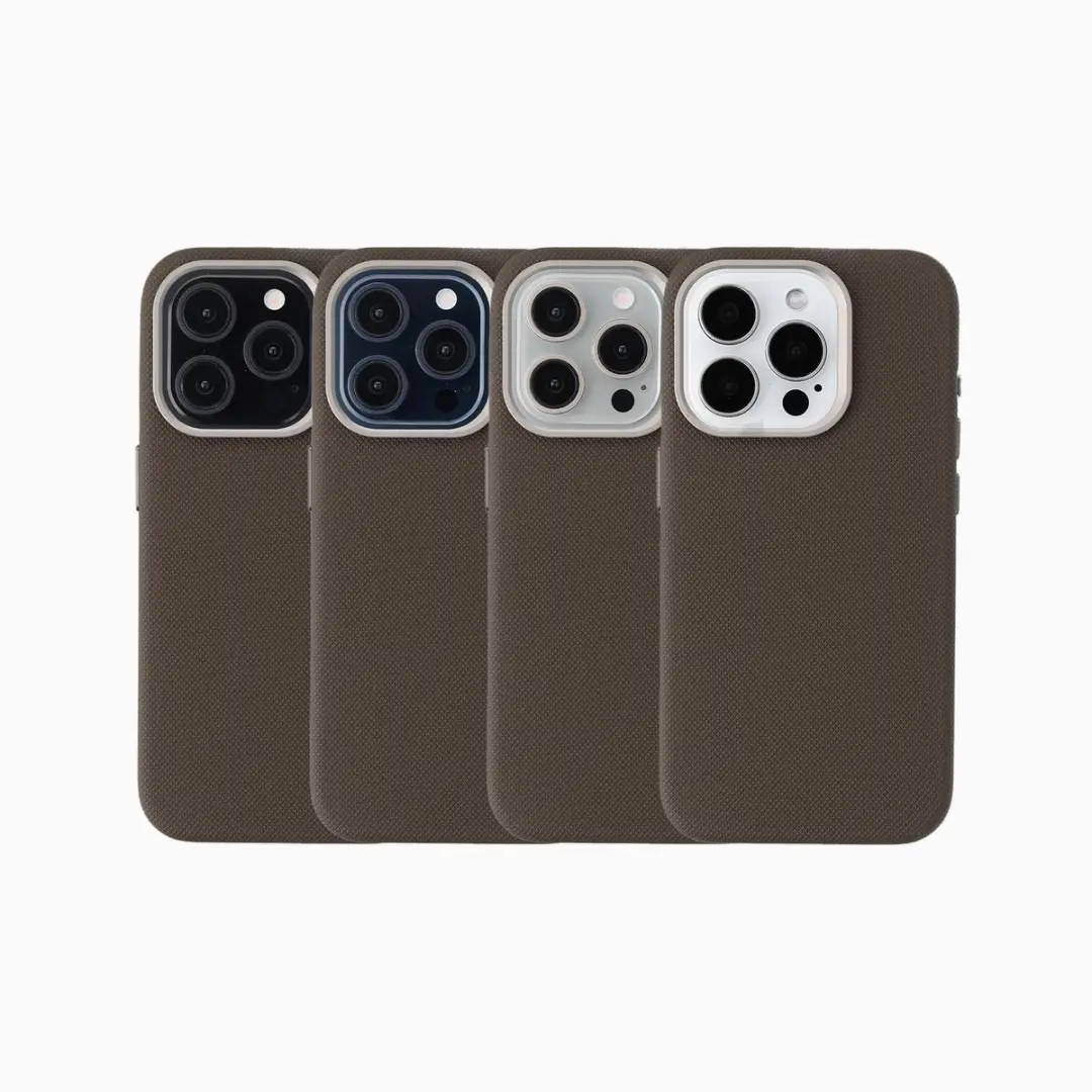 Accezz Hoesje iPhone 15 Pro - MagSafe Bruin - afbeelding 5 van 6