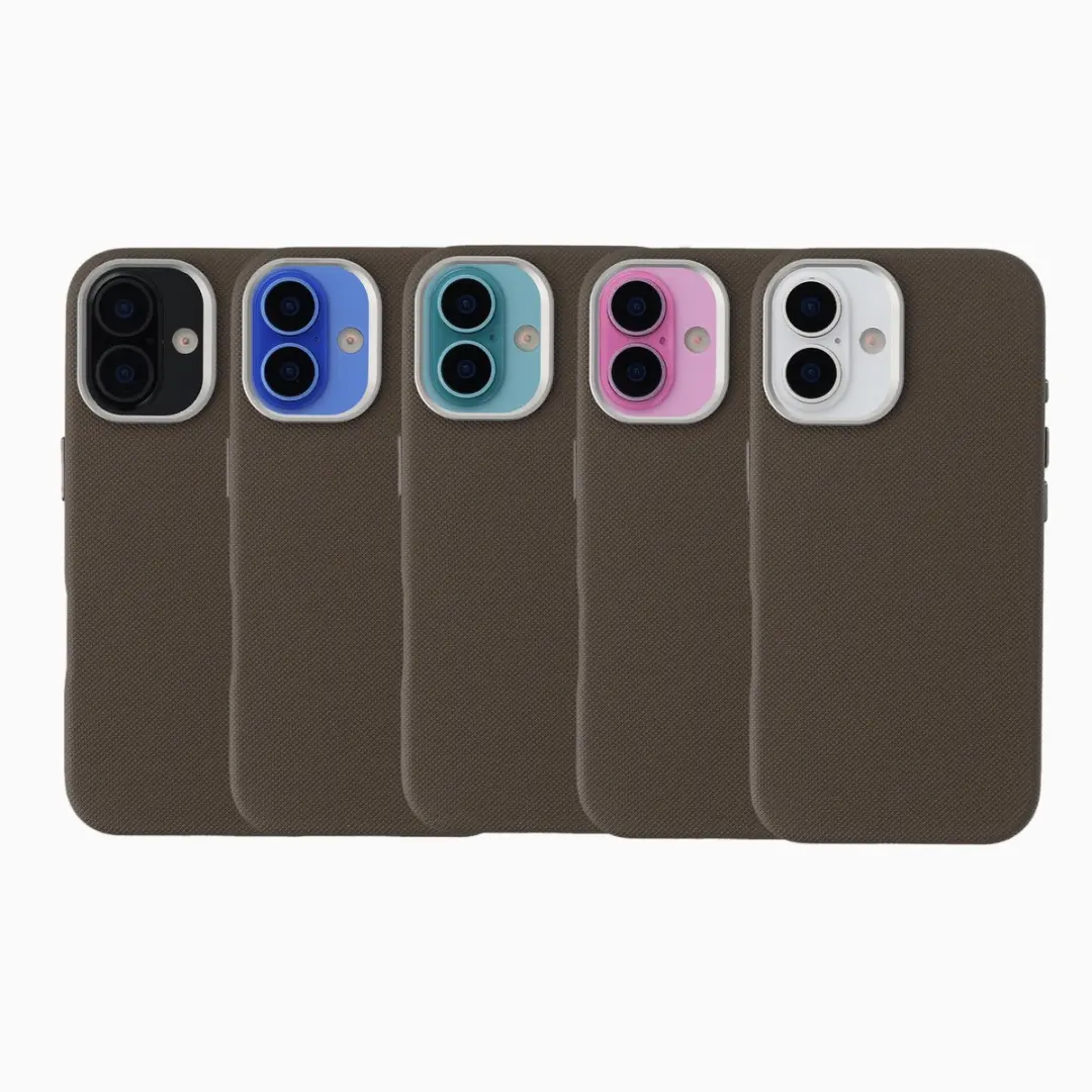 Accezz iPhone 16 MagSafe Hoesje - Bruin - afbeelding 5 van 6