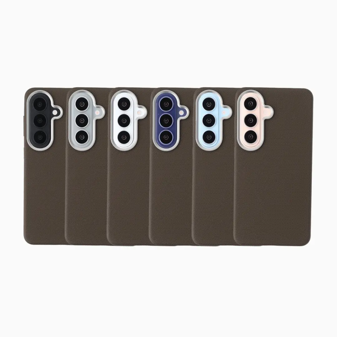 Accezz Hoesje Samsung Galaxy S26 - Mesh Backcover Bruin - afbeelding 5 van 6