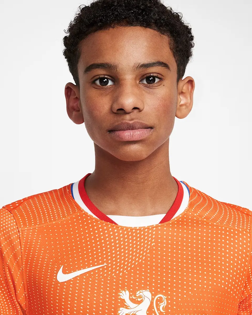Nike OranjeLeeuwinnen WK Thuisshirt 2025-2027 - FZ9203-819 - Oranje/Wit - Maat L