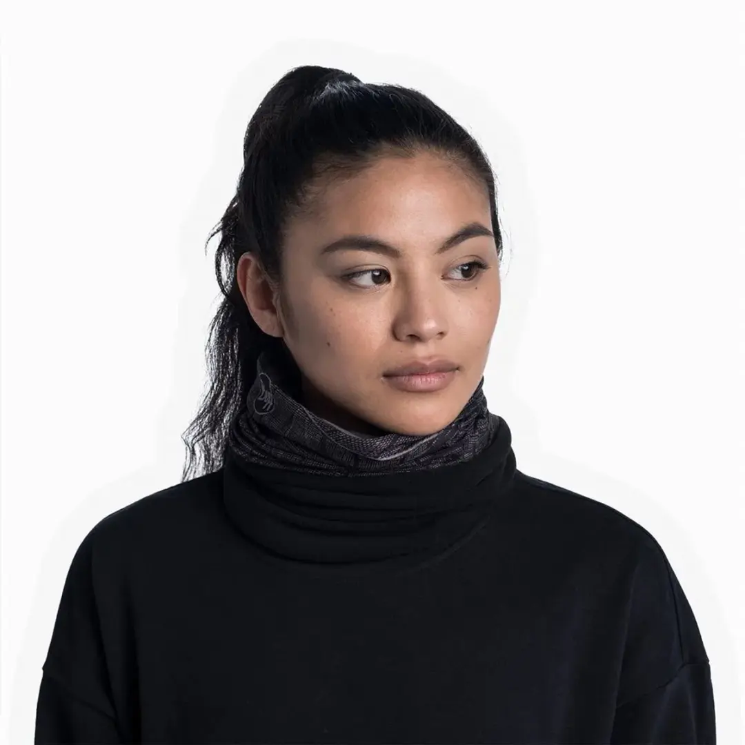 Buff Polar Embers Black Nekwarmer - 1 Stuk