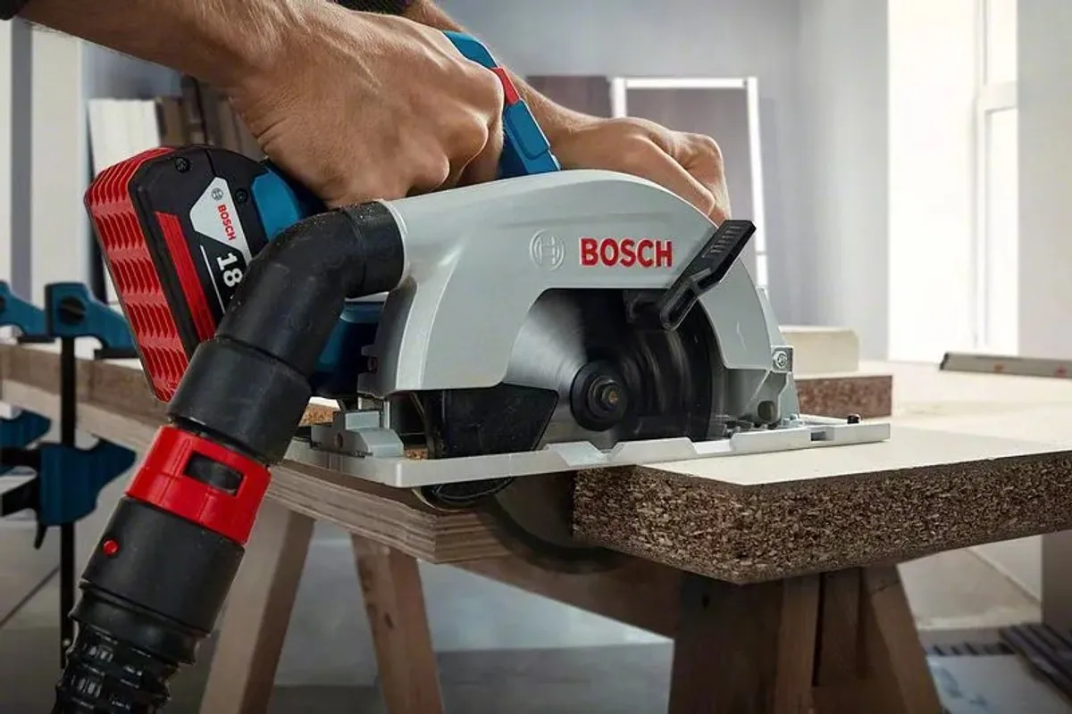 Bosch Professional GKS 185-LI Accu-circulaire zaag 18V - 185mm - afbeelding 2 van 6