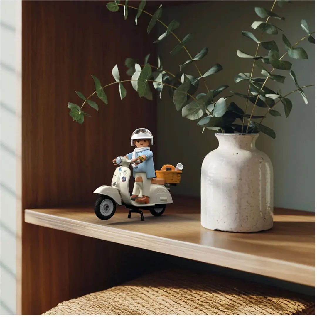 Playmobil 80 Jaar Vespa Klassieke Stijl P-72283 - afbeelding 3 van 4