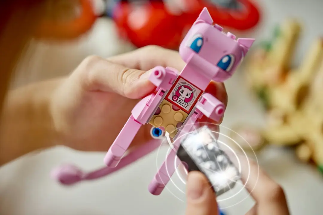 LEGO Pokémon SMART Play Dronezoektocht Mew 72161 - afbeelding 3 van 6