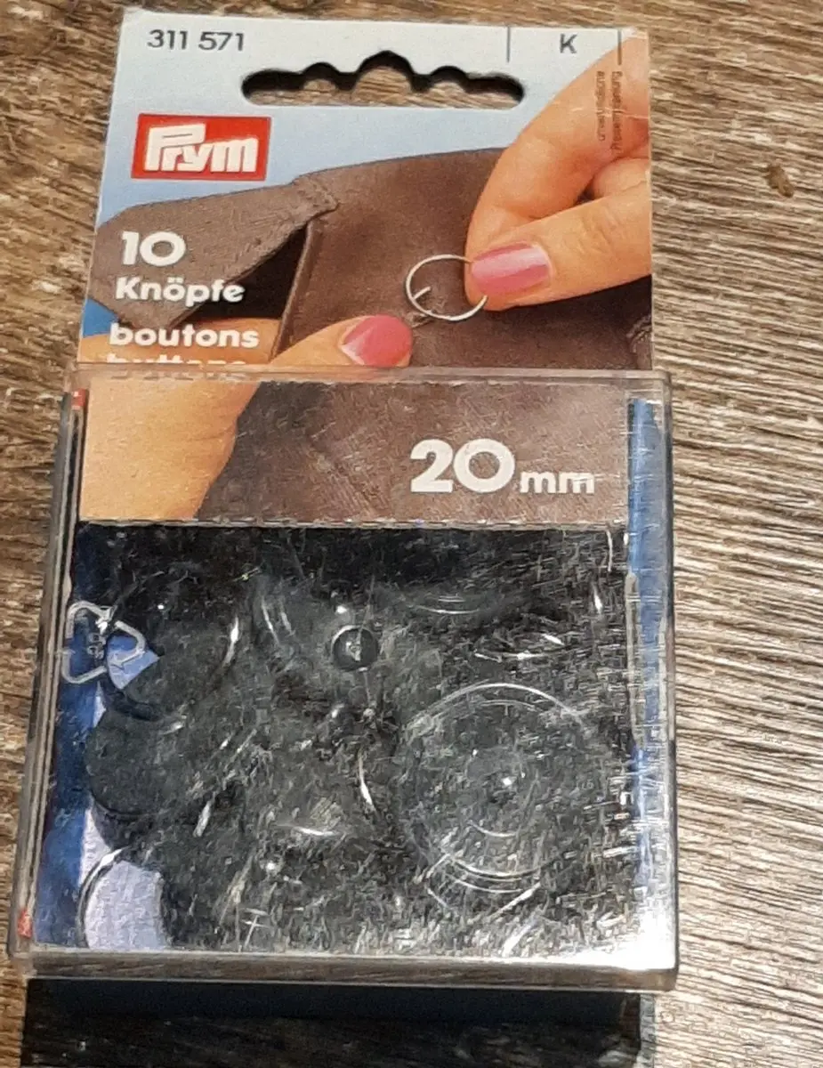 Prym buttons