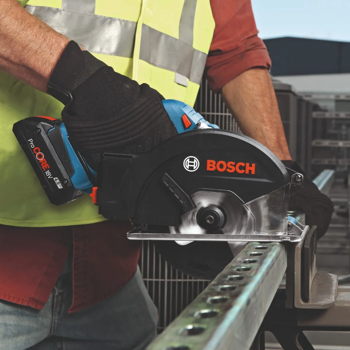 Bosch Professional GKM 18V-50 Metaalzaag 136mm - 4,0Ah Accu + L-Boxx - afbeelding 6 van 6