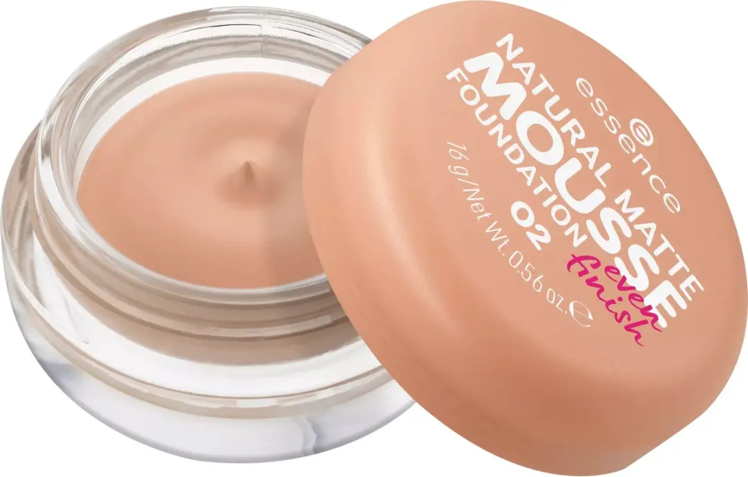 essence Natural Matte Mousse Foundation 02
