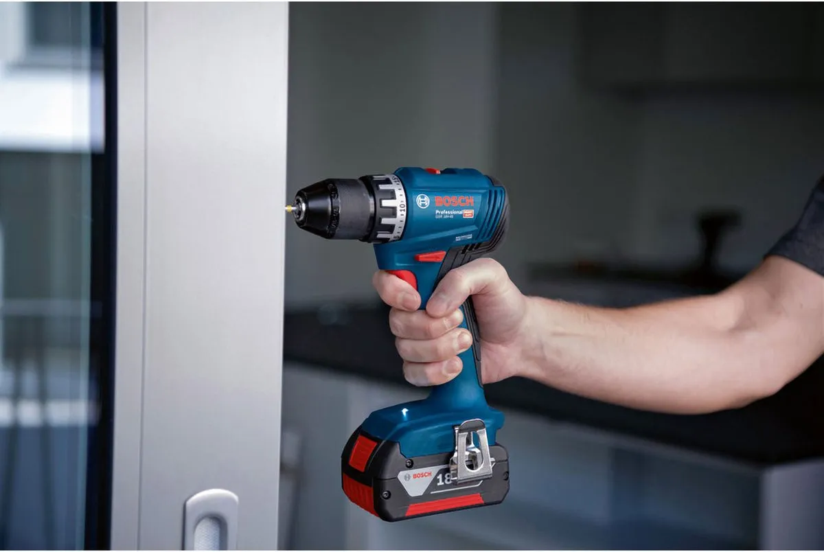 Bosch Professional GSR 18V-45 Accu Schroefboormachine - 2x 2.0Ah - L-Boxx