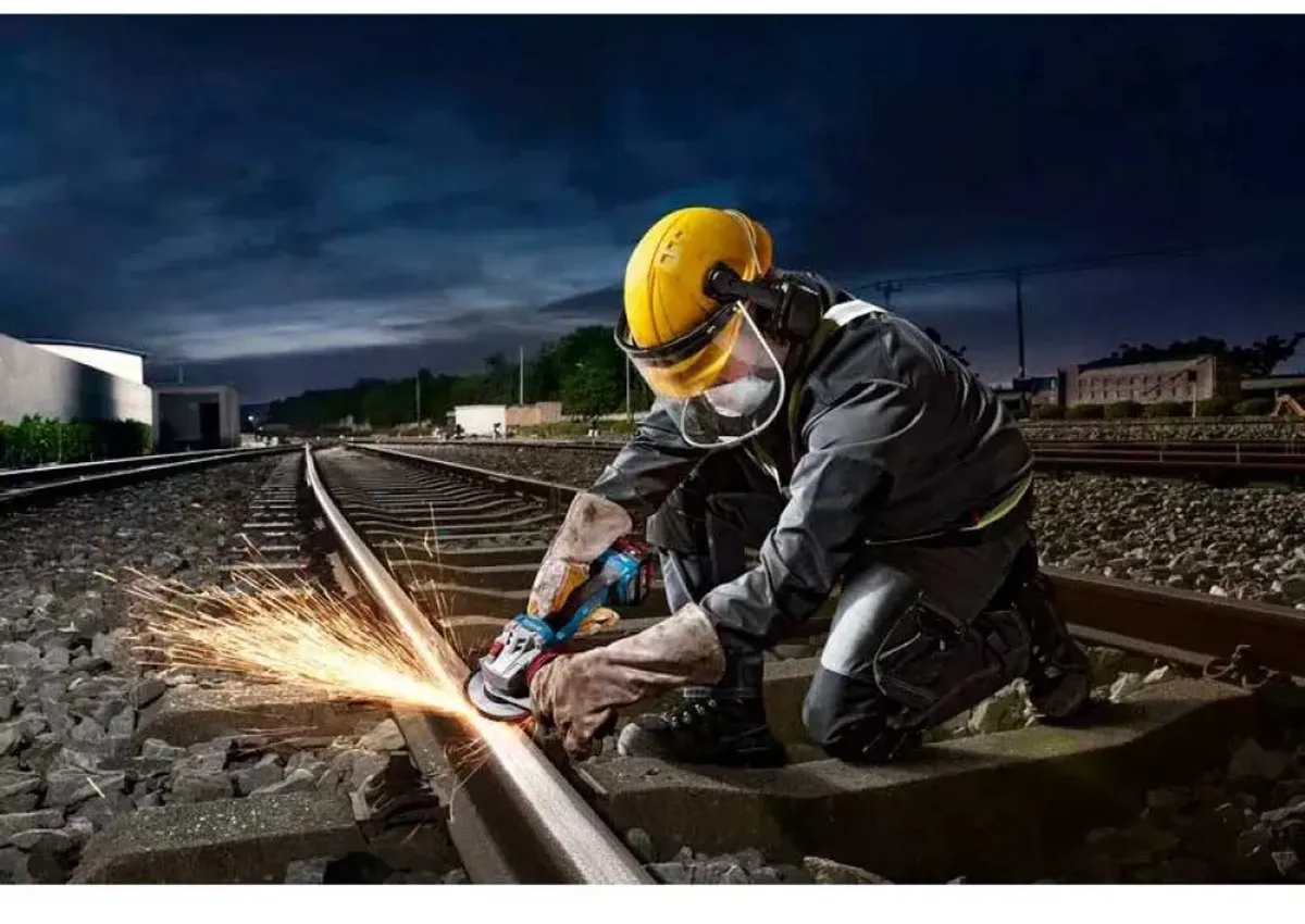 Bosch Professional GWS 18V-11 Accu Haakse Slijper 125mm