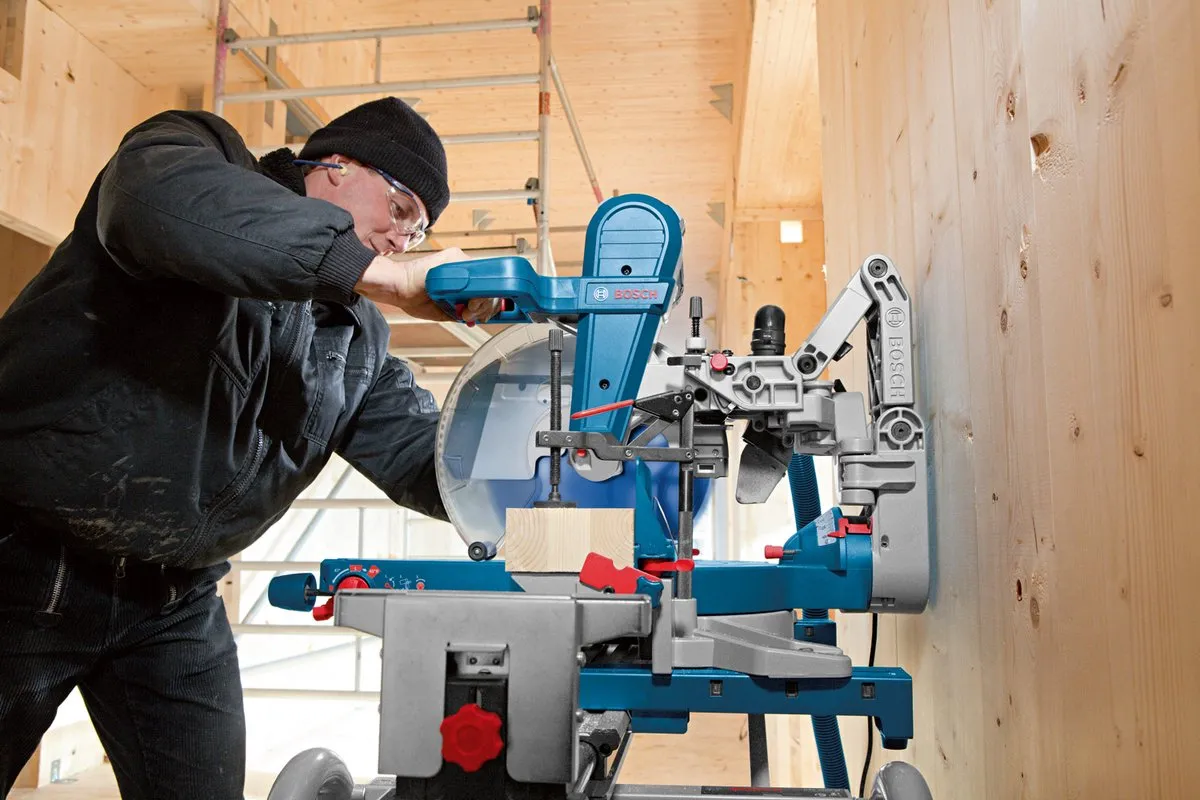 Bosch Professional GCM 12 GDL Afkortzaag 2000W - 305mm