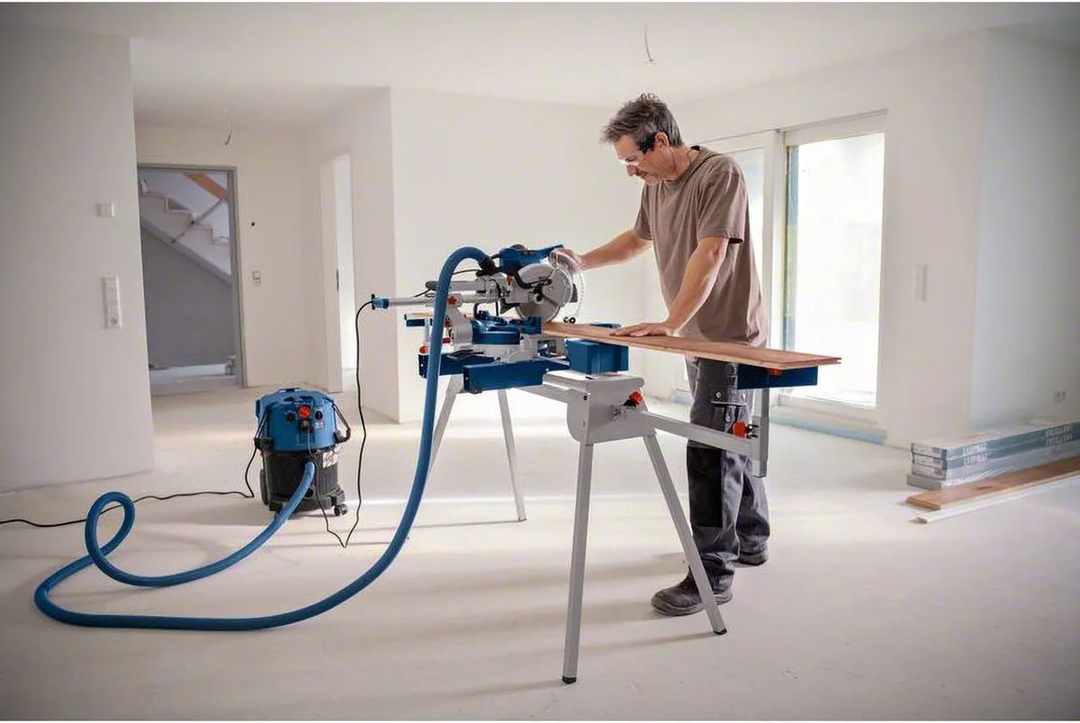 Bosch Professional GCM 305-216 D Kap- en Verstekzaag 216mm - 1200W - afbeelding 6 van 6