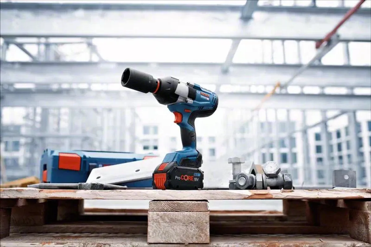Bosch Professional GDS 18V-1000 C Slagmoeraanzetter - 2x 18V 8.0Ah