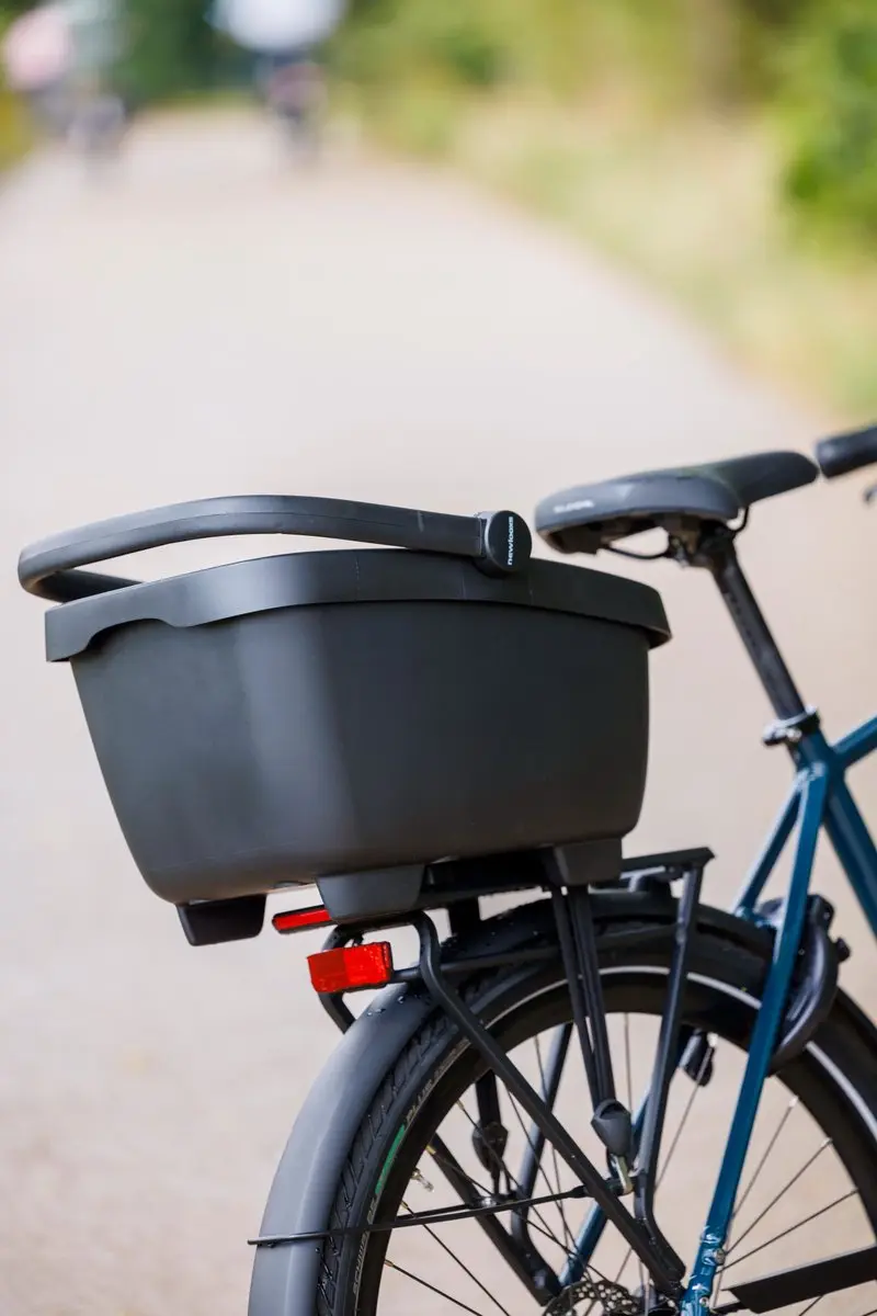 New Looxs Clipper Fietsmand Hond - 28L - Zwart