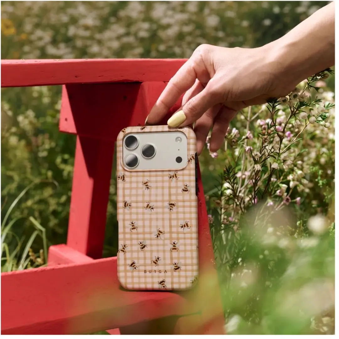 Burga Tough Backcover iPhone 18 Pro - Geel - MagSafe