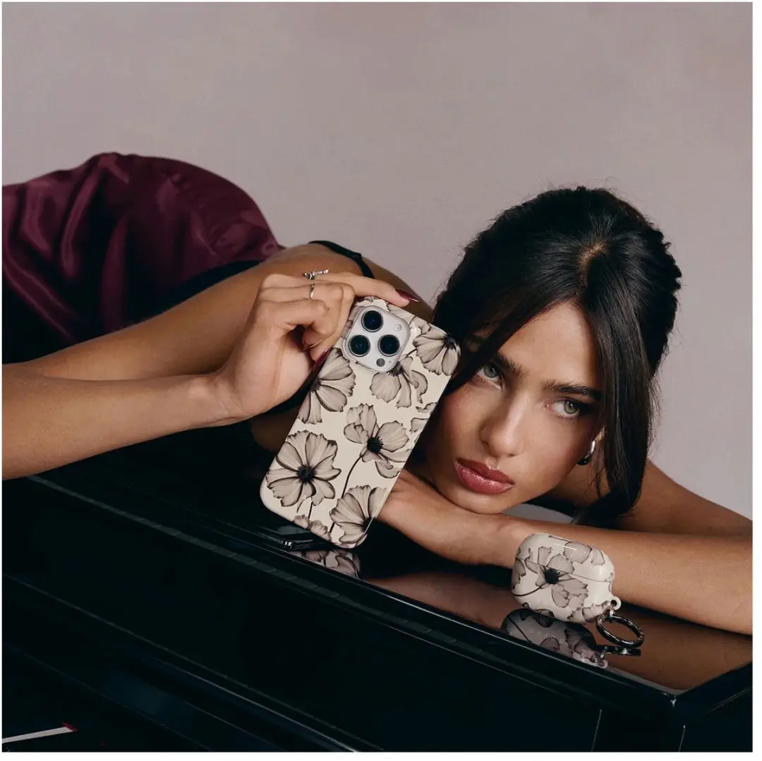 Burga Tough Backcover iPhone 18 Pro Max - Barely Yours