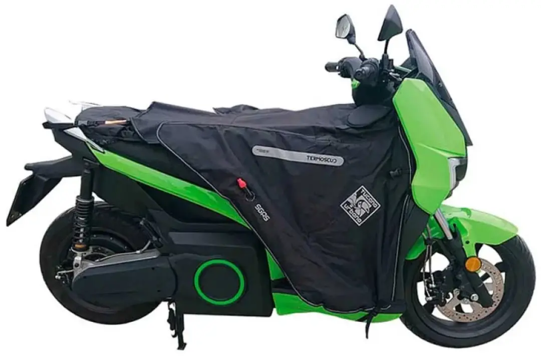 Tucano Urbano R217x Omslag
