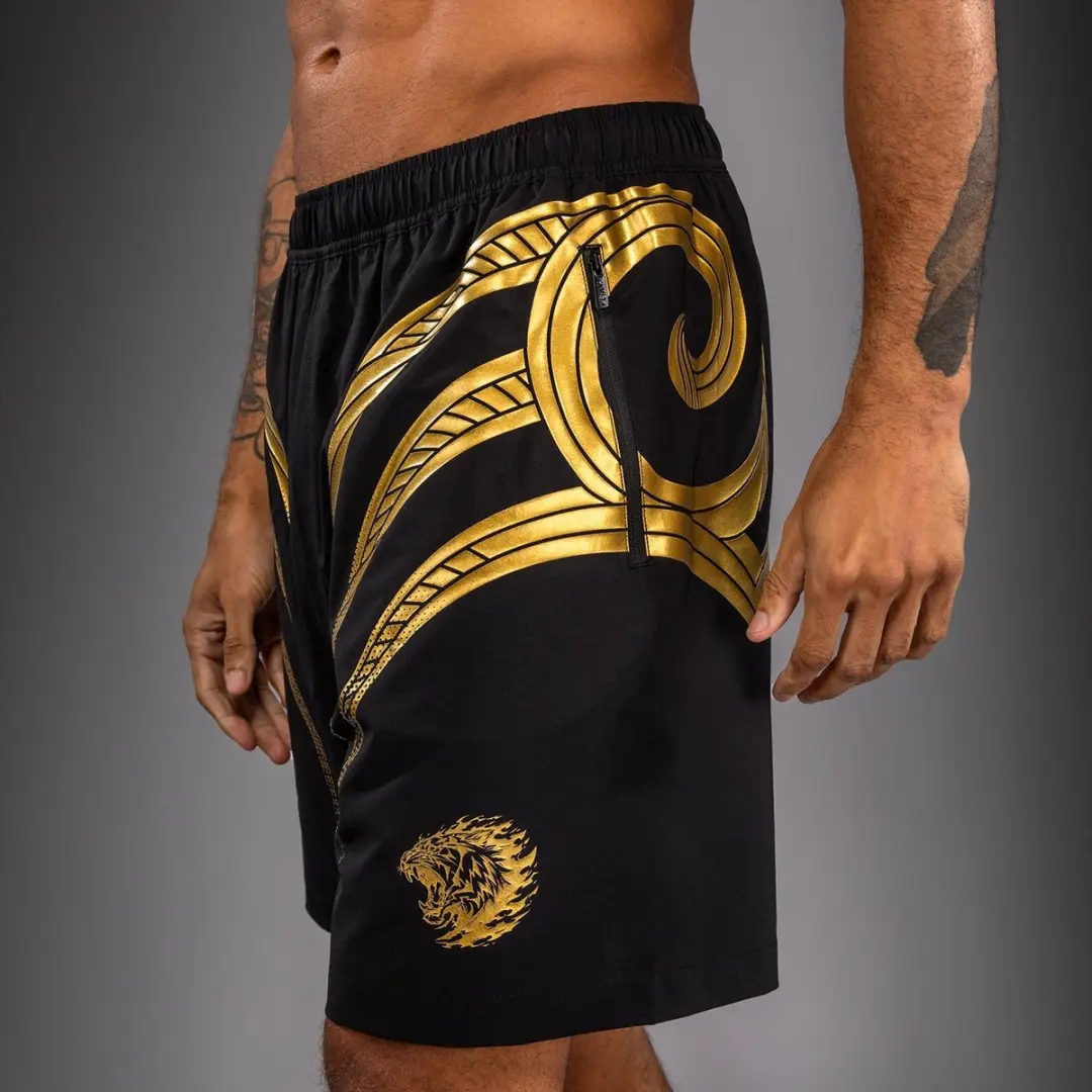 Venum Mike Tyson Tiger Training Shorts XS - Zwart/Goud - afbeelding 3 van 6