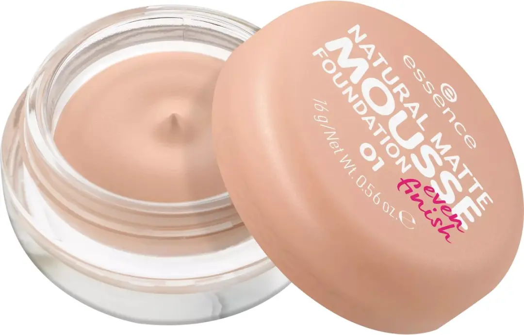 essence Natural Matte Mousse Foundation 01