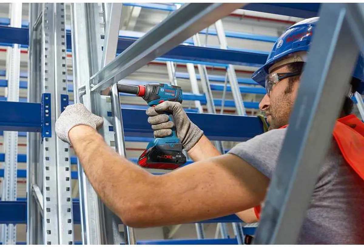 Bosch Professional GDX 18V-200 0615990M38 Accu-draaislagmoeraanzetter - 2x 4.0Ah