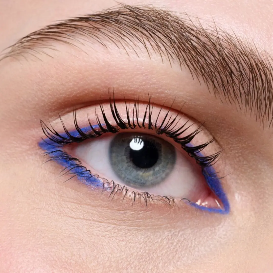 Catrice Velvet Glide Matte Eye Pencil 050 Blue Pulse - 1.4g