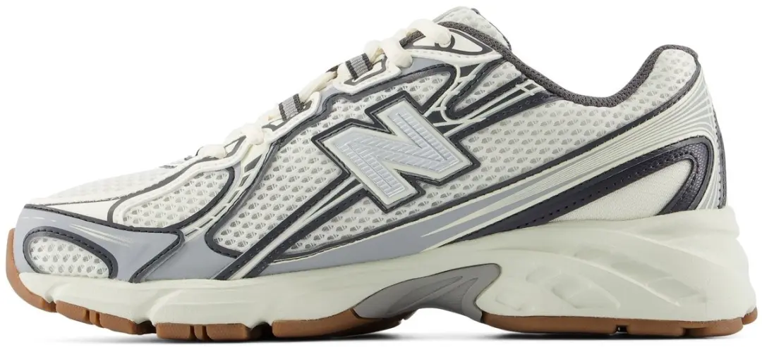 New Balance 740