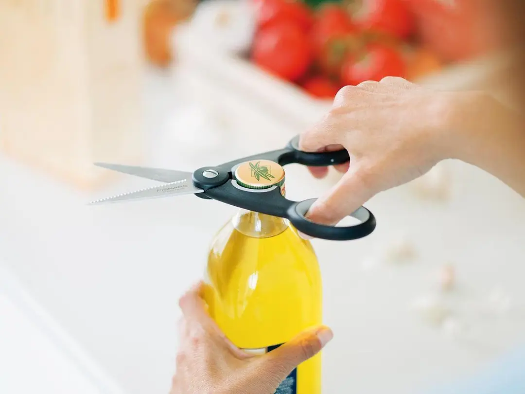 Fiskars Keukenschaar Functional Form 22cm - Zwart - afbeelding 3 van 6