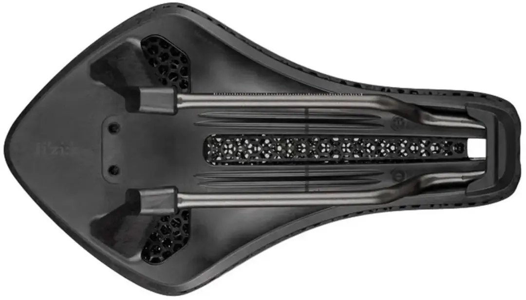 Fizik Transiro Aeris Adaptive LD R3 Zadel - Zilver - 135mm