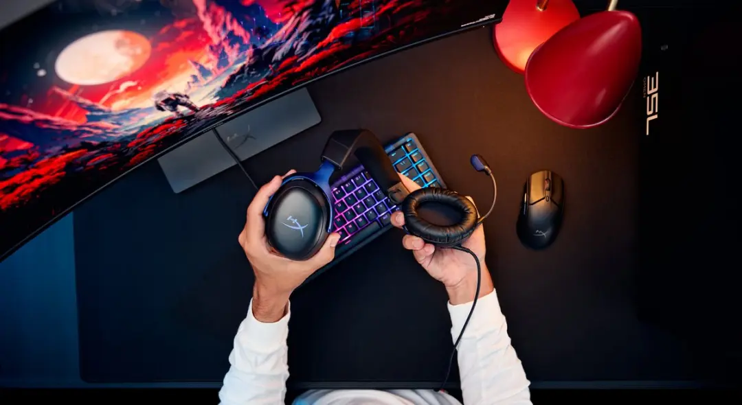 HyperX Cloud III D0SX6AA Game Headset - 53mm Drivers - USB-C/3.5mm - Zwart/Blauw - afbeelding 6 van 6